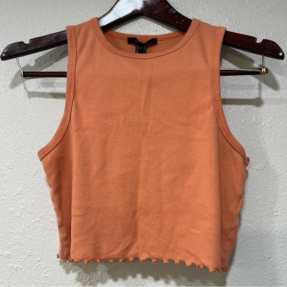 Forever 21 Peach Ribbed Tee Tank Top Ruffled Hem Women’s Size Medium Sleeveless - Picture 2 of 5